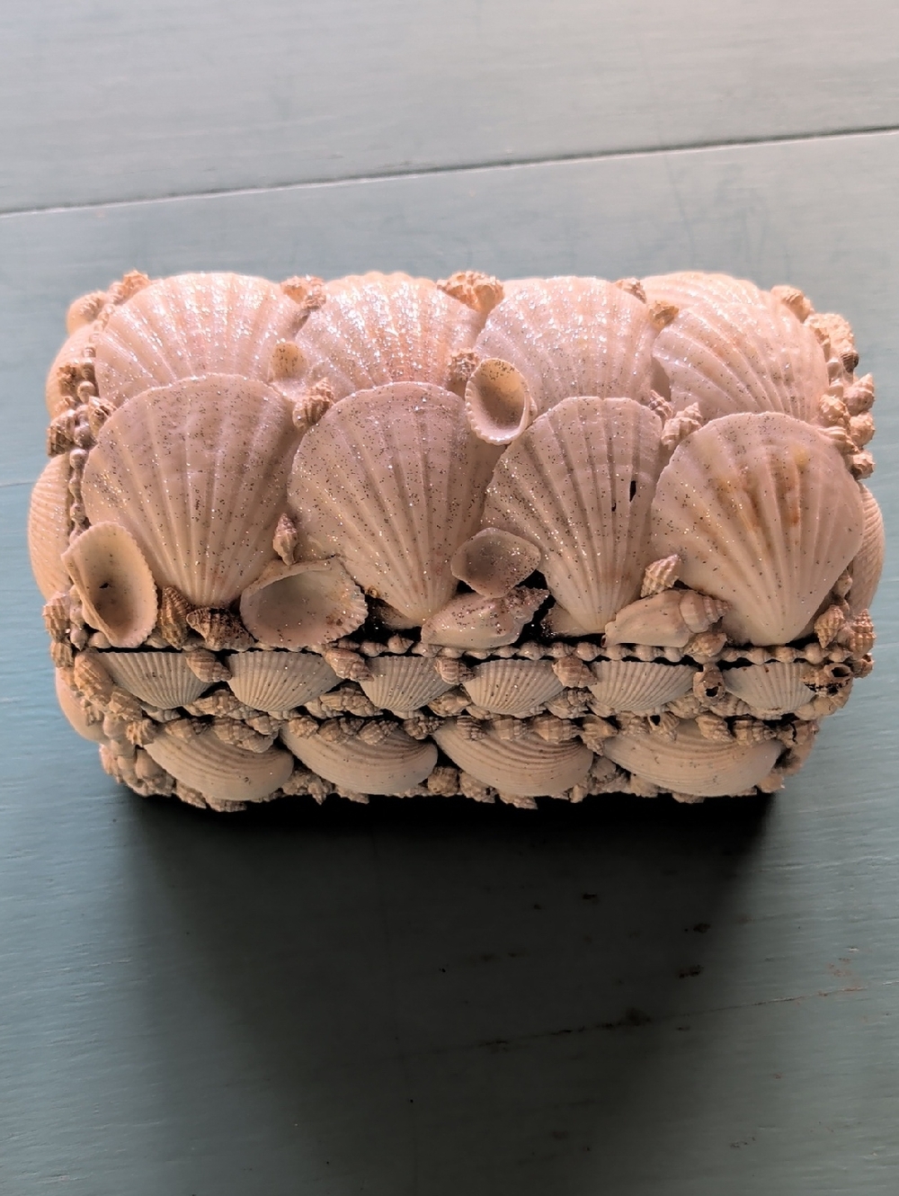 Vintage Beautiful Handcrafted Seashell Jewelry Box - White Shell Accent Beach